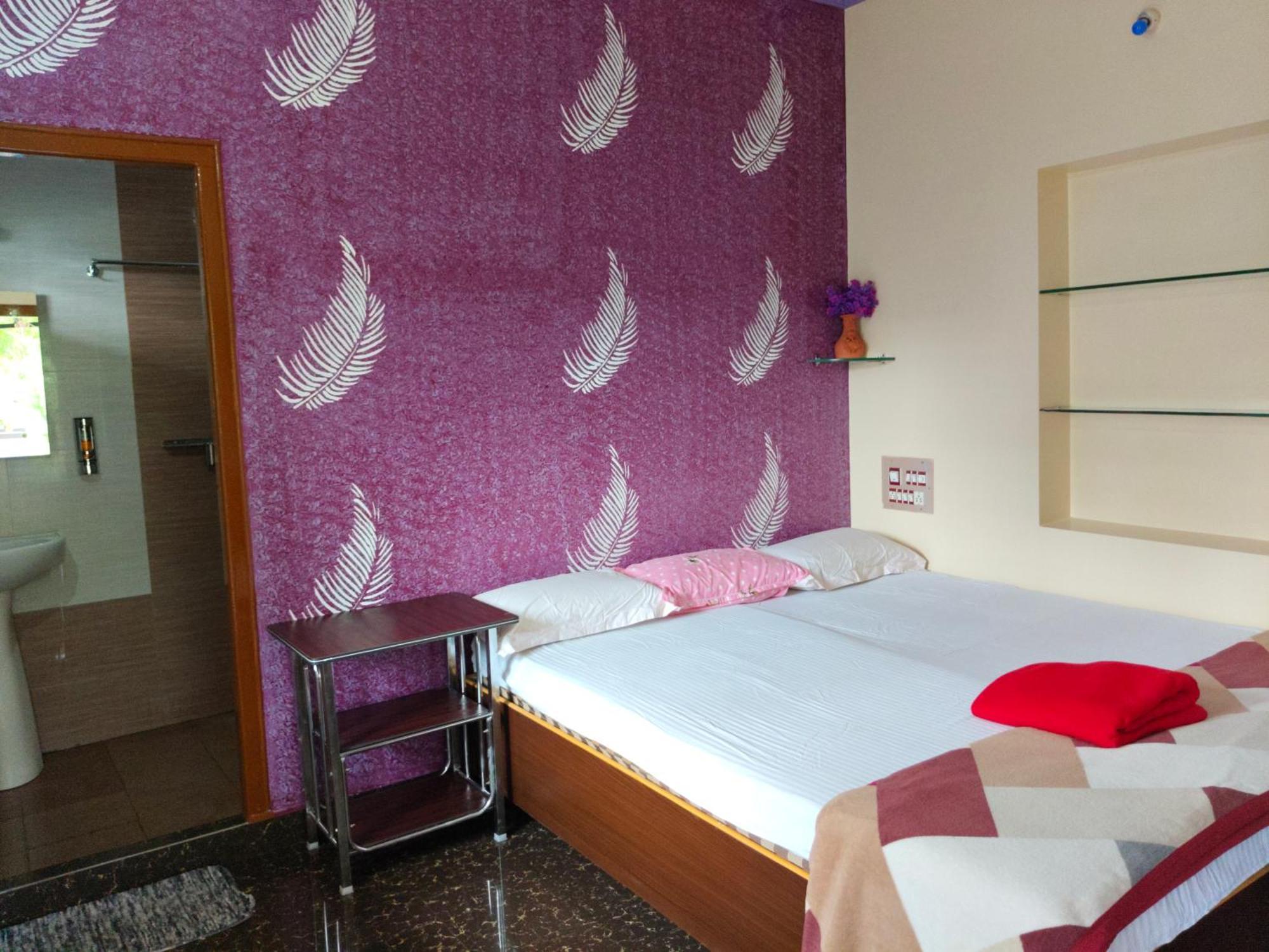 Vinayaka Homestay Hampi Buitenkant foto